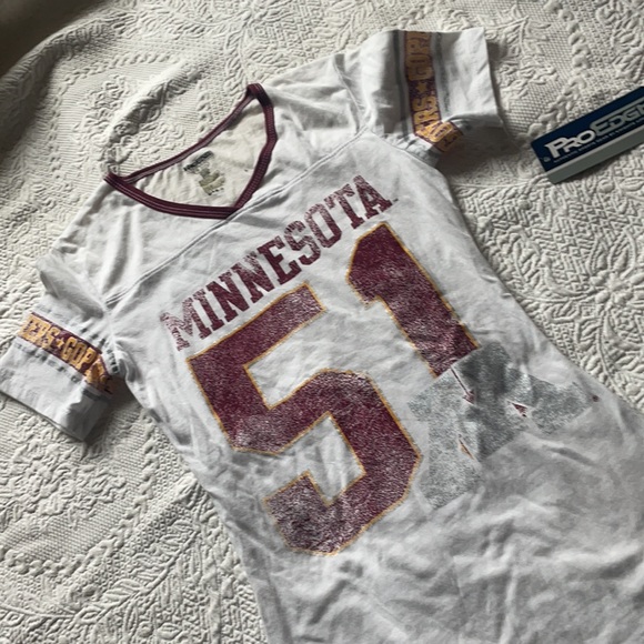 Knights Apparel Tops Pro Edge Knights Apparel Small S V Neck Tshirt